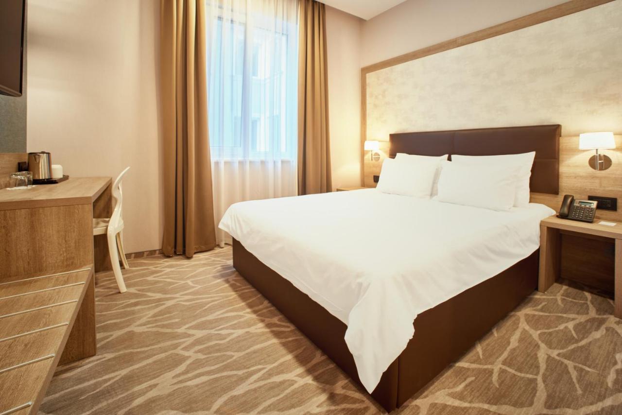 Radisson Hotel City Centre Odesa Exterior photo