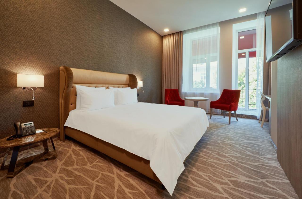 Radisson Hotel City Centre Odesa Exterior photo
