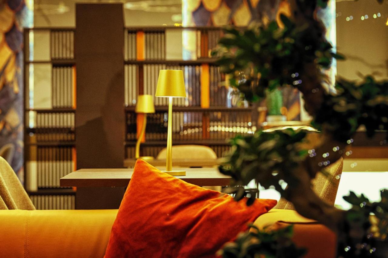 Radisson Hotel City Centre Odesa Exterior photo