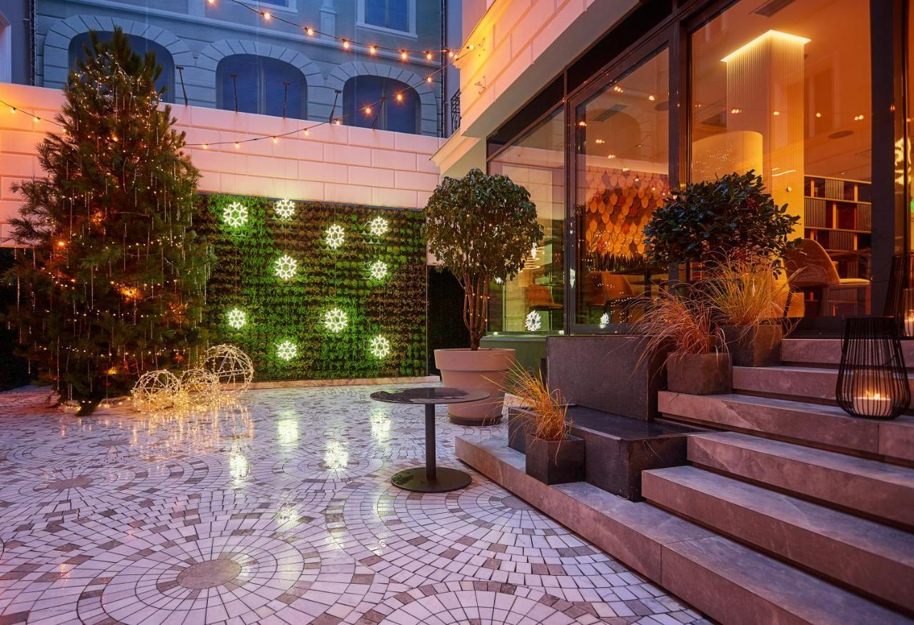 Radisson Hotel City Centre Odesa Exterior photo