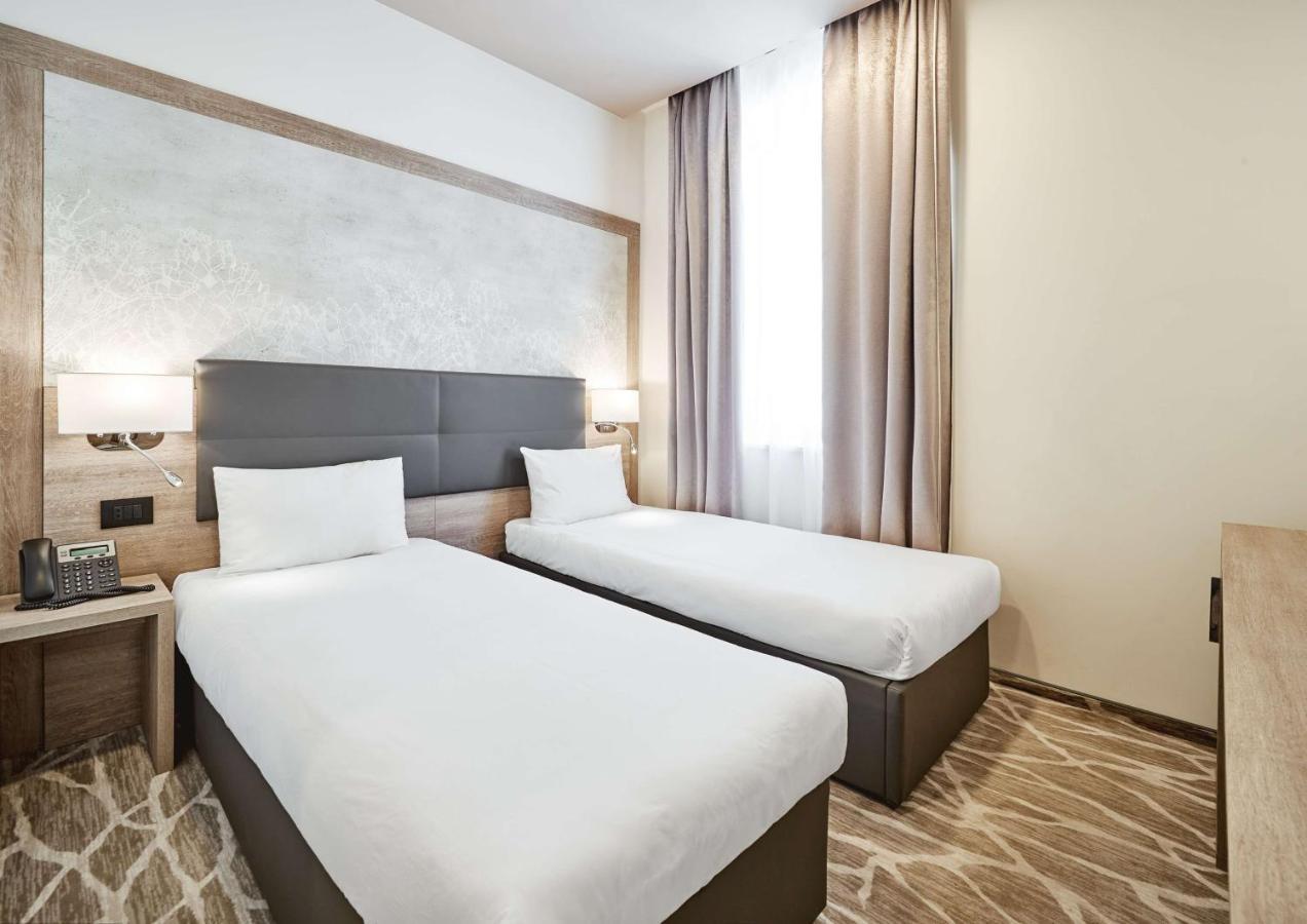 Radisson Hotel City Centre Odesa Exterior photo