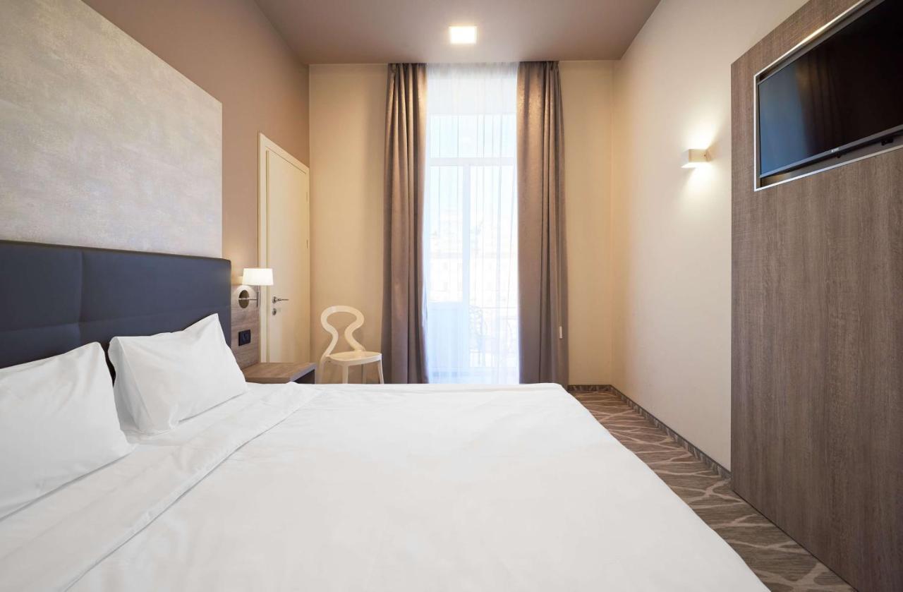 Radisson Hotel City Centre Odesa Exterior photo